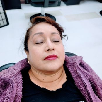 He and She Salon Spa - Eyebrows threading shaping - Hair Salons Near Me - Chicago, Illinois He and She Salon Spa - Eyebrows threading shaping - Hair Salons Near Me - Chicago, Illinois