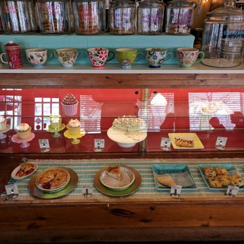 Sweet Maple Cafe - Bakery case - Breakfast & Brunch Near Me - Conway, New Hampshire Sweet Maple Cafe - Bakery case - Breakfast & Brunch Near Me - Conway, New Hampshire