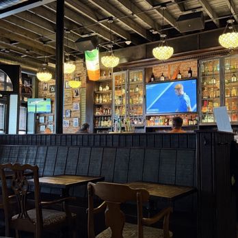 Mrs. Murphy’s Pub - Bar - Pubs Near Me - Medford, Massachusetts Mrs. Murphy’s Pub - Bar - Pubs Near Me - Medford, Massachusetts