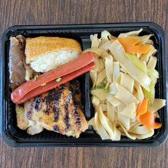Nani’s Cafe - Oceans Bento ( Chowfun, Kalbi, shoyu hotdog, Miso Chicken & Cone Sushi) - Cafes Near Me - Waialua, Hawaii