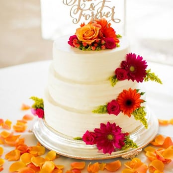 Cakes By Grace - Bakeries Near Me - Stateline, Nevada