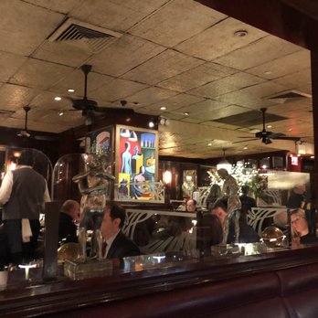 Cafe Fiorello - Interior - Italian Near Me - New York, New York