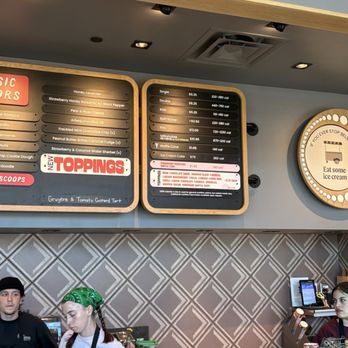 Salt & Straw - Menu - Ice Cream & Frozen Yogurt Near Me - Gilbert, Arizona Salt & Straw - Menu - Ice Cream & Frozen Yogurt Near Me - Gilbert, Arizona