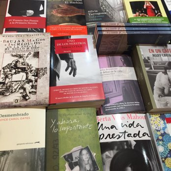 Librería Mujeres - So many amazing feminist books in español - Bookstores Near Me - Madrid, M