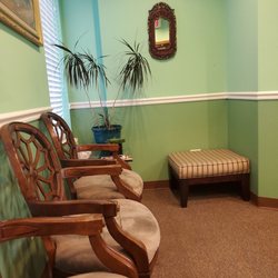 Nader Gill, DMD - The seating area