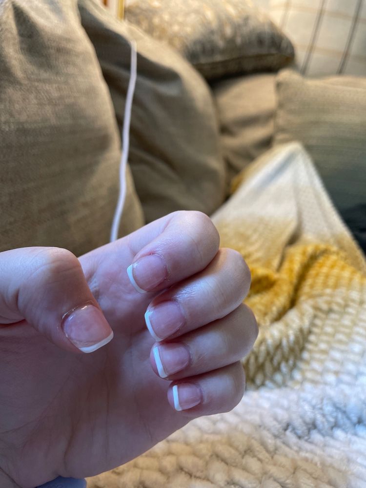 BLUE RIDGE NAIL & TAN Updated August 2024 18 Reviews 25 W Fain St