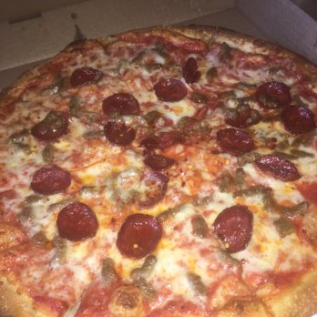 Artistic Pizza - 14"Sausage and pepperoni Pie pizza - Pizza Near Me - New York, New York Artistic Pizza - 14"Sausage and pepperoni Pie pizza - Pizza Near Me - New York, New York