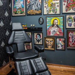 Unholy Tattoo Studio Prague