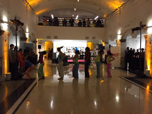 Stony Island Arts Bank by null