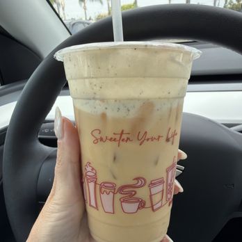 85°C Bakery Cafe-Tustin - Sea Salt Caramel Coffee ICED MEDIUM - Coffee & Tea Near Me - Tustin, California 85°C Bakery Cafe-Tustin - Sea Salt Caramel Coffee ICED MEDIUM - Coffee & Tea Near Me - Tustin, California