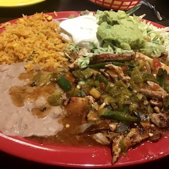 Los Dos Potrillos - Guisada con Carnitas - Mexican Near Me - Parker, Colorado Los Dos Potrillos - Guisada con Carnitas - Mexican Near Me - Parker, Colorado