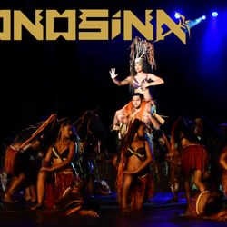Nonosina Polynesian Dance Studio - Nonosinas "Hotu" class on Toata stage (Tahiti)
