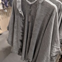 Åhléns - Cardigan that looks like a cape