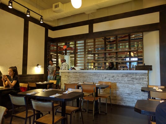 Ton Ton Ramen & Yakitori by null