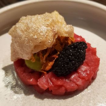 Anomaly SF - Full Summer Menu ($165) - Beef Tartare - tendon chip, crispy fennel, scallion, aioli, caviar - New American Near Me - San Francisco, California