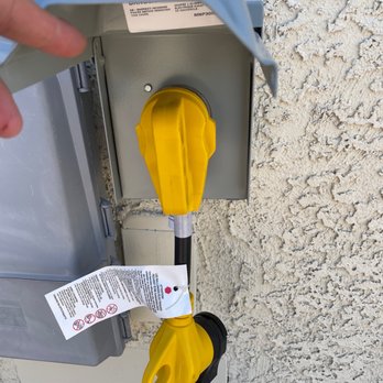 Wired Rite - Receptacle - Electricians Near Me Wired Rite - Receptacle - Electricians Near Me
