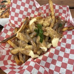 Poutine w/ beef gravy