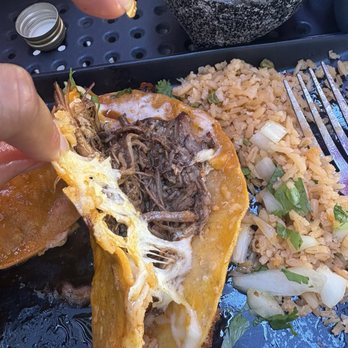 La Cabrona - Biria tacos - Mexican Near Me - Fort Worth, Texas