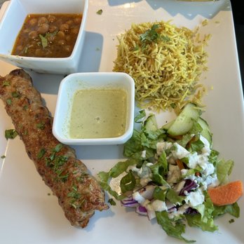 Aladdin kebab house - Chicken Seekh (he split the plate for us, so this is half) - Pakistani Near Me - Willis, Texas Aladdin kebab house - Chicken Seekh (he split the plate for us, so this is half) - Pakistani Near Me - Willis, Texas