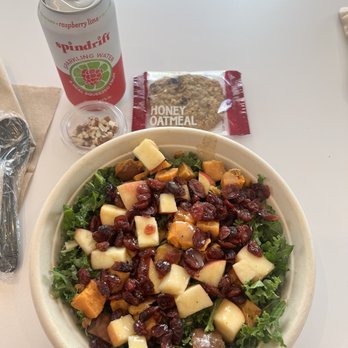 Chopt Creative Salad Co. - Cran-apple Harvest Bowl - Salad Near Me - Glastonbury, Connecticut Chopt Creative Salad Co. - Cran-apple Harvest Bowl - Salad Near Me - Glastonbury, Connecticut