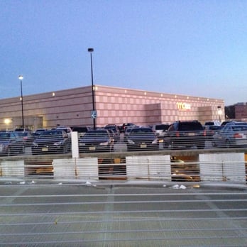 Menlo Park Mall - Shopping Centers Near Me - Edison, New Jersey