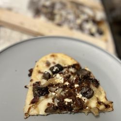 Flamestone American Grill - Steak and Blue Cheese Flatbread