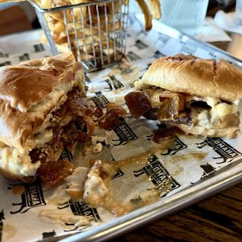 Omaha Tap House - Pepperwood - Bars Near Me - Omaha, Nebraska Omaha Tap House - Pepperwood - Bars Near Me - Omaha, Nebraska