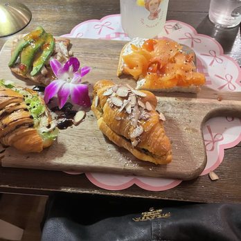 The Modern Rose - Breakfast & Brunch Near Me - Delray Beach, Florida The Modern Rose - Breakfast & Brunch Near Me - Delray Beach, Florida