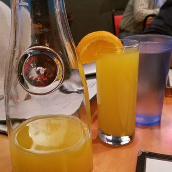 Arturo's Underground Cafe - Cafes Near Me - Austin, Texas