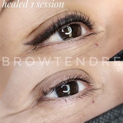 BrowTendre - Dramatic Liner tattoo, so gorgeous!