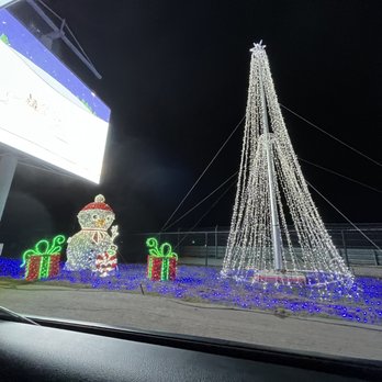 Peppermint Parkway - Festivals Near Me - Del Valle, Texas
