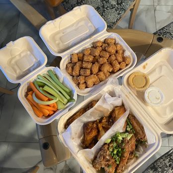 Fire Wings - 20 PACK LRG - TATER TOTS HONEY MUSTARD RANCH Cali Rub, Mango Habanero, Dragon Rub  VEGGIE STICKS - Chicken Wings Near Me - San Jose, California