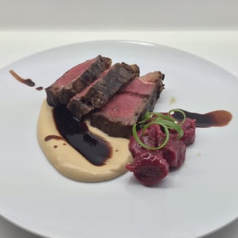 Diamant Noir Fine Catering - Caterers Near Me