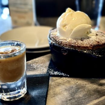 Morrison - Butterscotch bread pudding - Gastropubs Near Me - Los Angeles, California Morrison - Butterscotch bread pudding - Gastropubs Near Me - Los Angeles, California