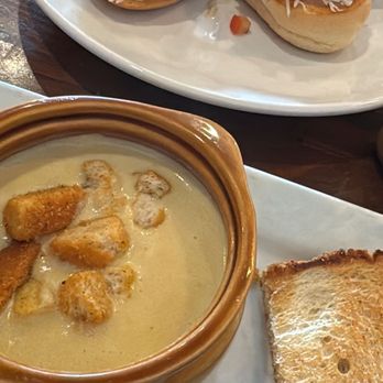 Cafe De Olla - So yummy ! - American Near Me - Burbank, California