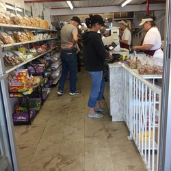 Original Wisconsin Dells Fudge - Small little hole in the wall