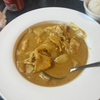 Thai Spoon & Sushi - Yellow curry chicken - Sushi Bars Near Me - Chicago, Illinois Thai Spoon & Sushi - Yellow curry chicken - Sushi Bars Near Me - Chicago, Illinois
