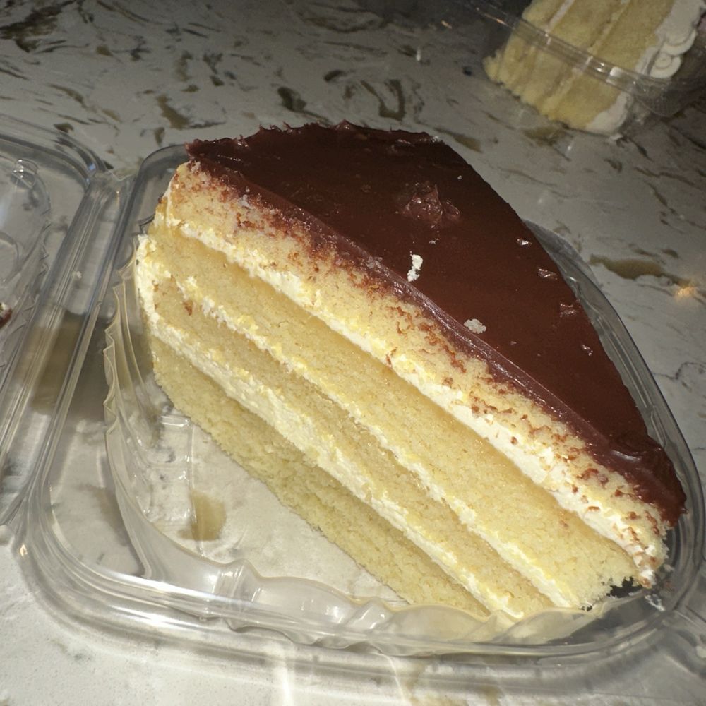 Southern Sweets Bakery - Bakeries Near Me - Decatur, Georgia