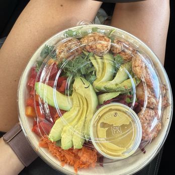 Crave - Zoodle bowl with Shrimp & Nutritional Yeast Dressing - Juice Bars & Smoothies Near Me - St Augustine, Florida
