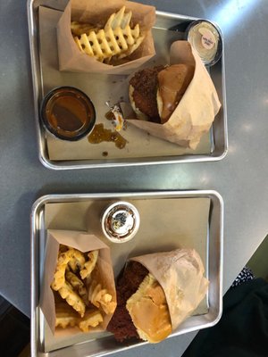 Big Dean's Hot Chicken by null