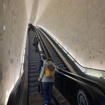 Elbphilharmonie Hamburg - The "Tube" leading up to the Elbphilharmonie Plaza - Music Venues Near Me - Hamburg, HH Elbphilharmonie Hamburg - The "Tube" leading up to the Elbphilharmonie Plaza - Music Venues Near Me - Hamburg, HH