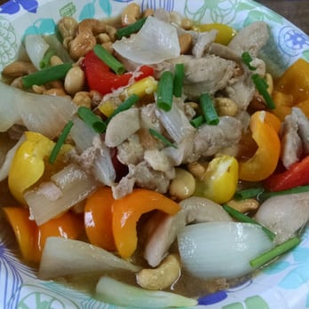 Ka-Lae Garden - Chicken Cashew - Thai Near Me - Ocean View, Hawaii