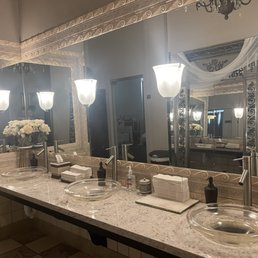 Women's Lounge Bathroom Sinks Women's Lounge Bathroom Sinks