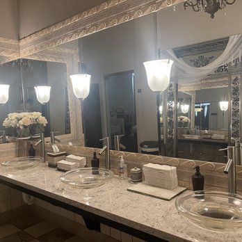 Muses Day Spa - Women's Lounge Bathroom Sinks - Skin Care Near Me - Fresno, California Muses Day Spa - Women's Lounge Bathroom Sinks - Skin Care Near Me - Fresno, California