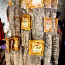 Everything Natural - Smudge sticks