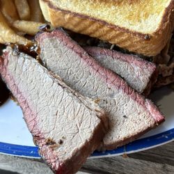 The Beach Pit - Maybe the driest brisket I've ever been served. The pit master should be ashamed.