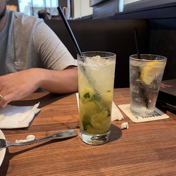 Yard House - Classic Mojito - New American Near Me - Sarasota, Florida