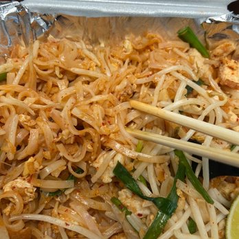 Thai Legacy Restaurant - Chicken Pad Thai - Thai Near Me - Brandon, Florida Thai Legacy Restaurant - Chicken Pad Thai - Thai Near Me - Brandon, Florida