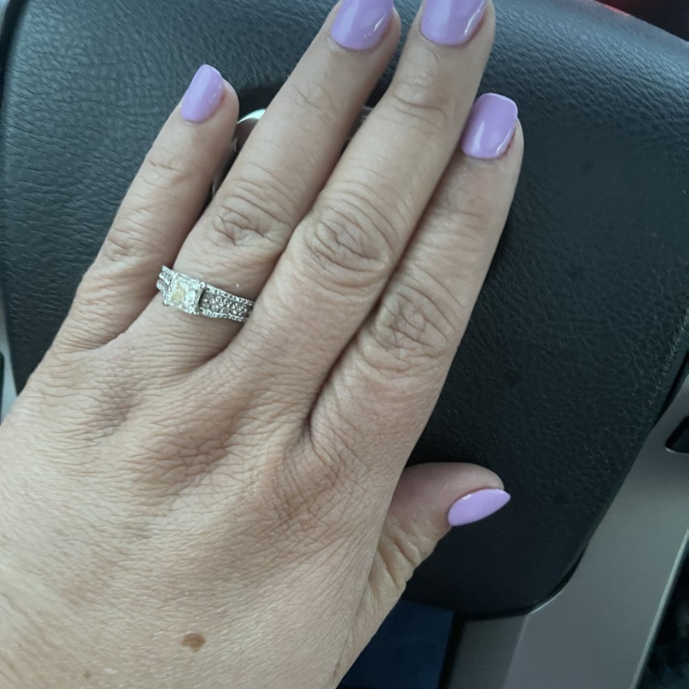 LV Nails & Spa - Fill - Waxing Near Me - Kirkland, Washington LV Nails & Spa - Fill - Waxing Near Me - Kirkland, Washington