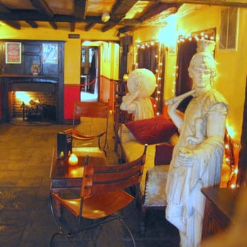Octopvs - Wine Bars Near Me - Crawley, WSX Octopvs - Wine Bars Near Me - Crawley, WSX